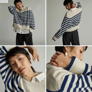 Everlane - The Cashmere Boxy Crew - Sz M - Navy & Bone Striped